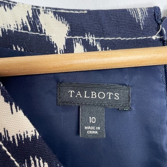 Talbots sz. 10 stretch navy blue and white ikat patterned dress l easter, office - Picture 16 of 16